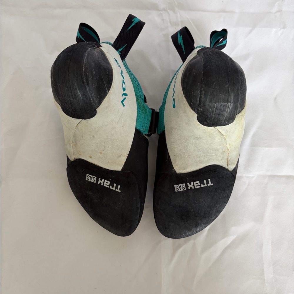 Evolv Zenist Rock Climbing Shoes Womens US 6.5 EU 37 Made in South Korea - Picture 6 of 11